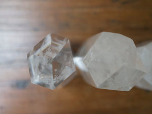 Natural Stone Clear Quartz Crystal Point