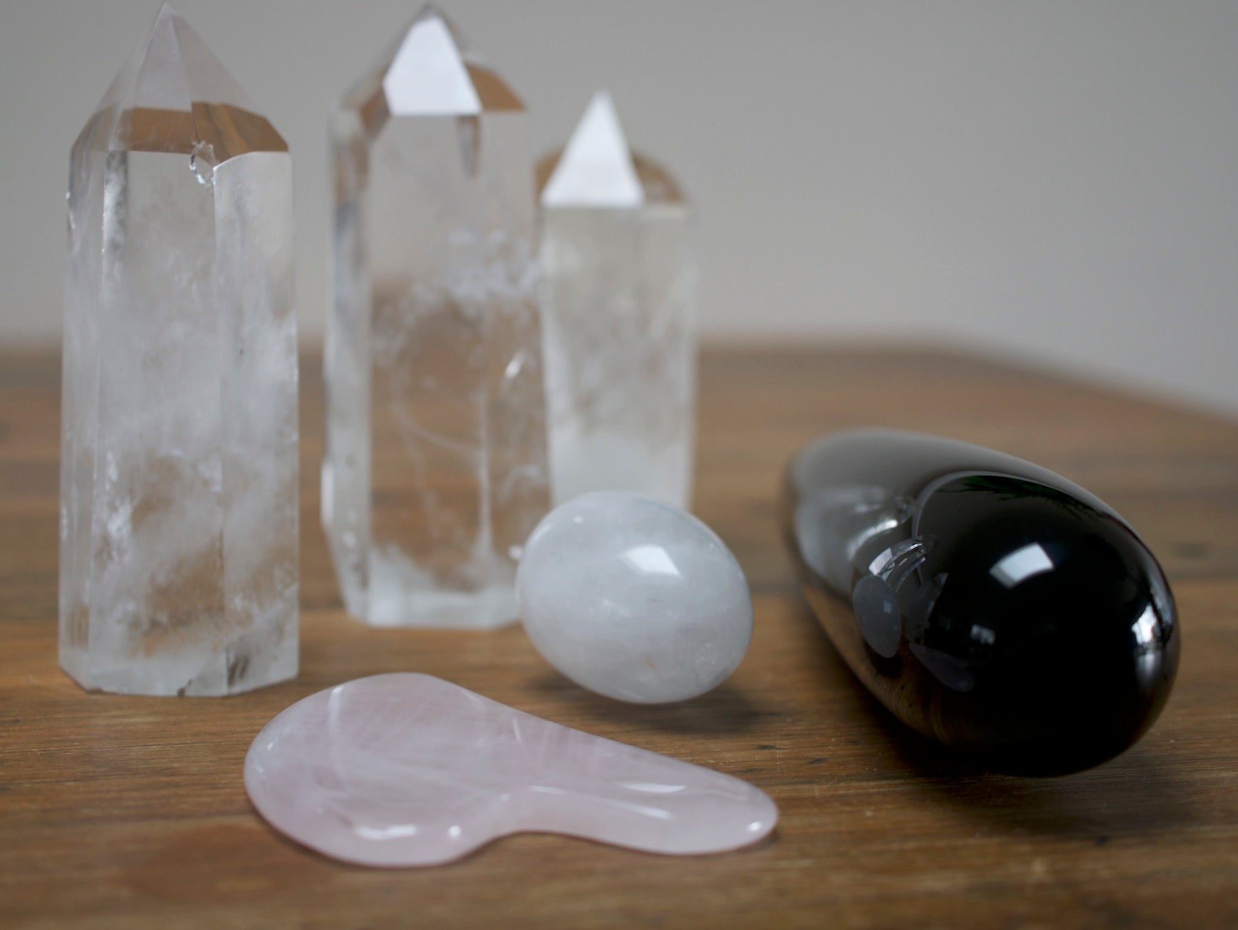 Quartz Crystal Vagina Egg Healing Yoni Wand 